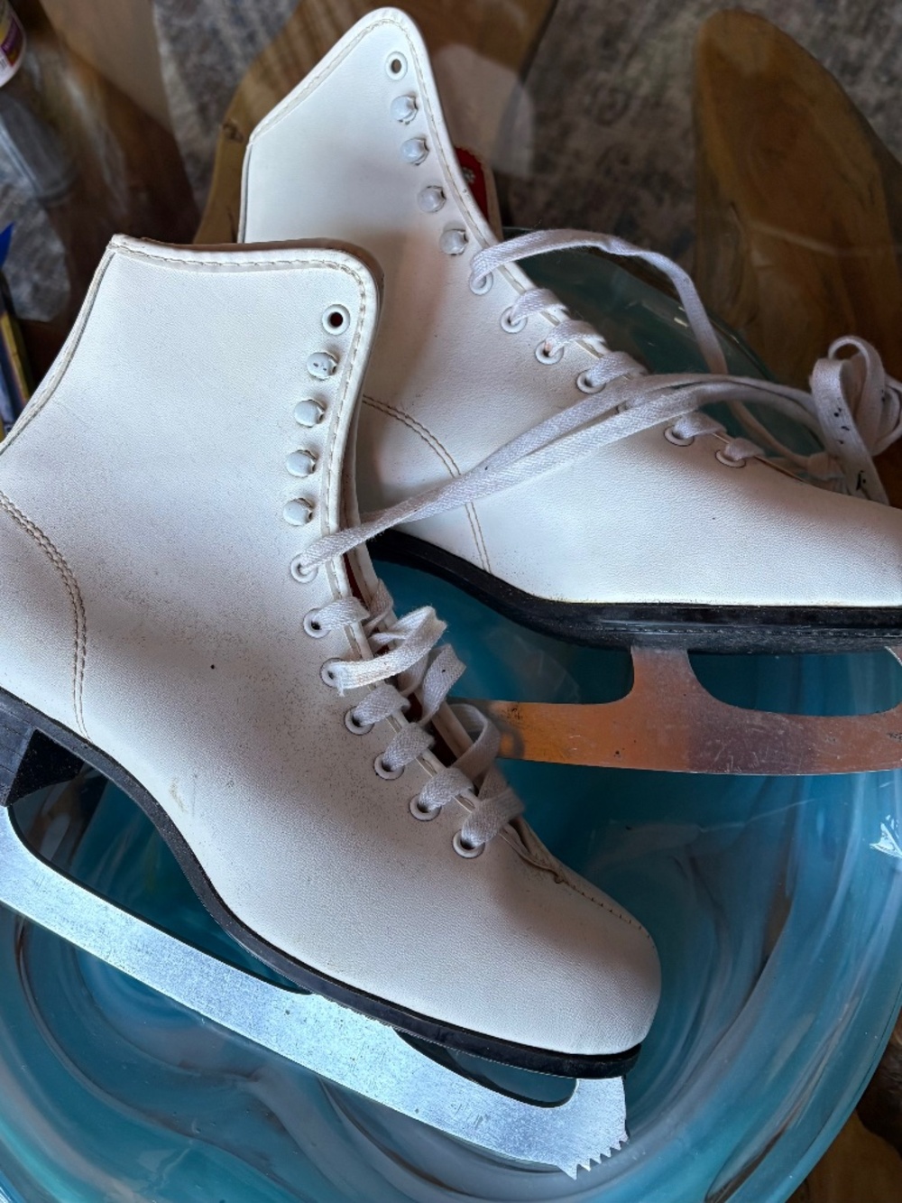 Women's Ice Skates, White Leather, Size 7